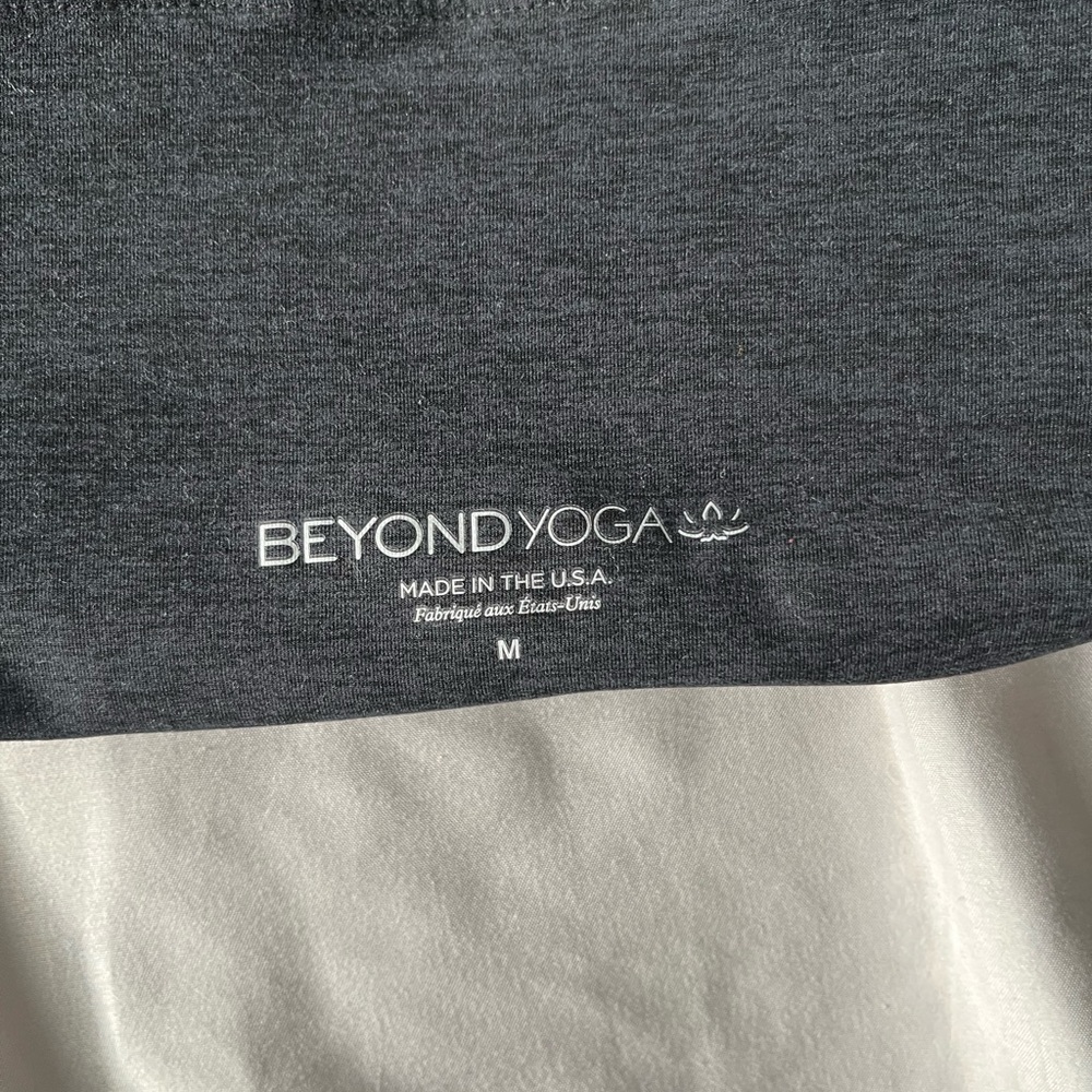 Beyond Yoga leggings - Picture 4 of 4
